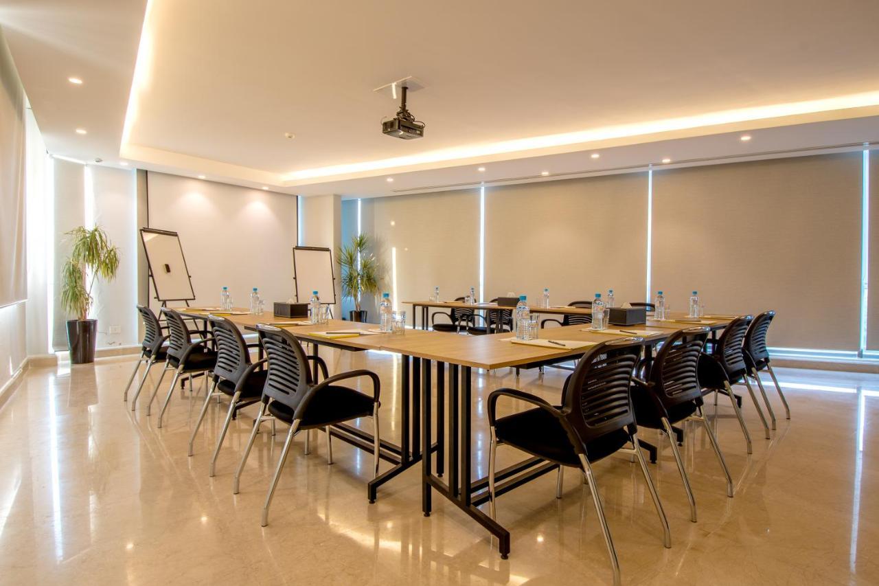 The Ray Hotel And Studios Beirut Exterior photo