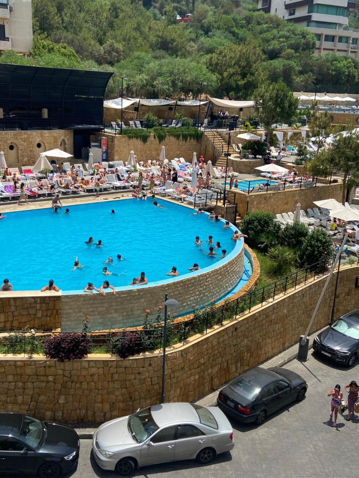 The Ray Hotel And Studios Beirut Exterior photo