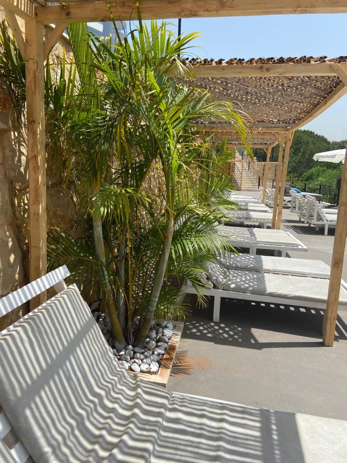 The Ray Hotel And Studios Beirut Exterior photo