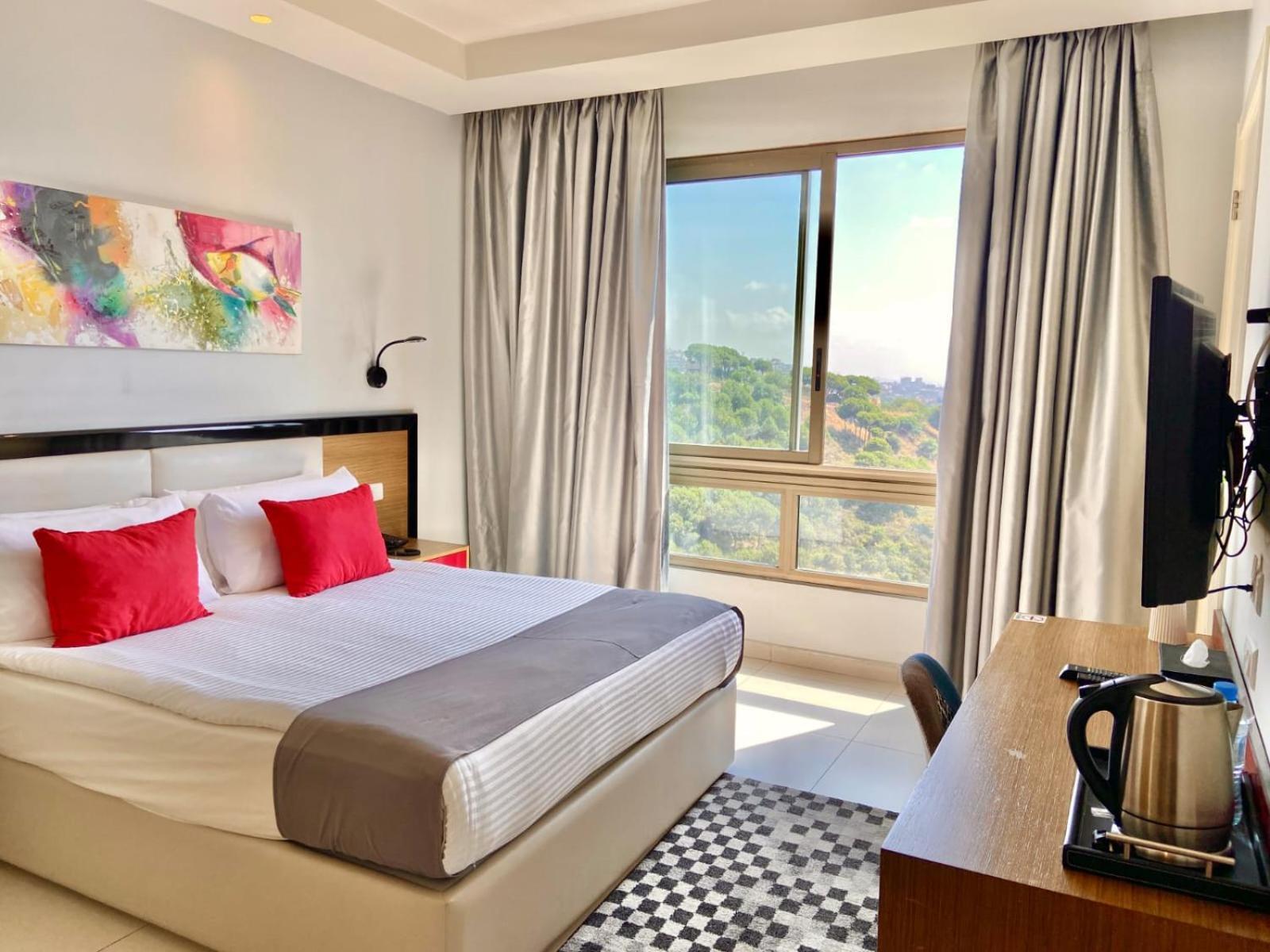 The Ray Hotel And Studios Beirut Exterior photo